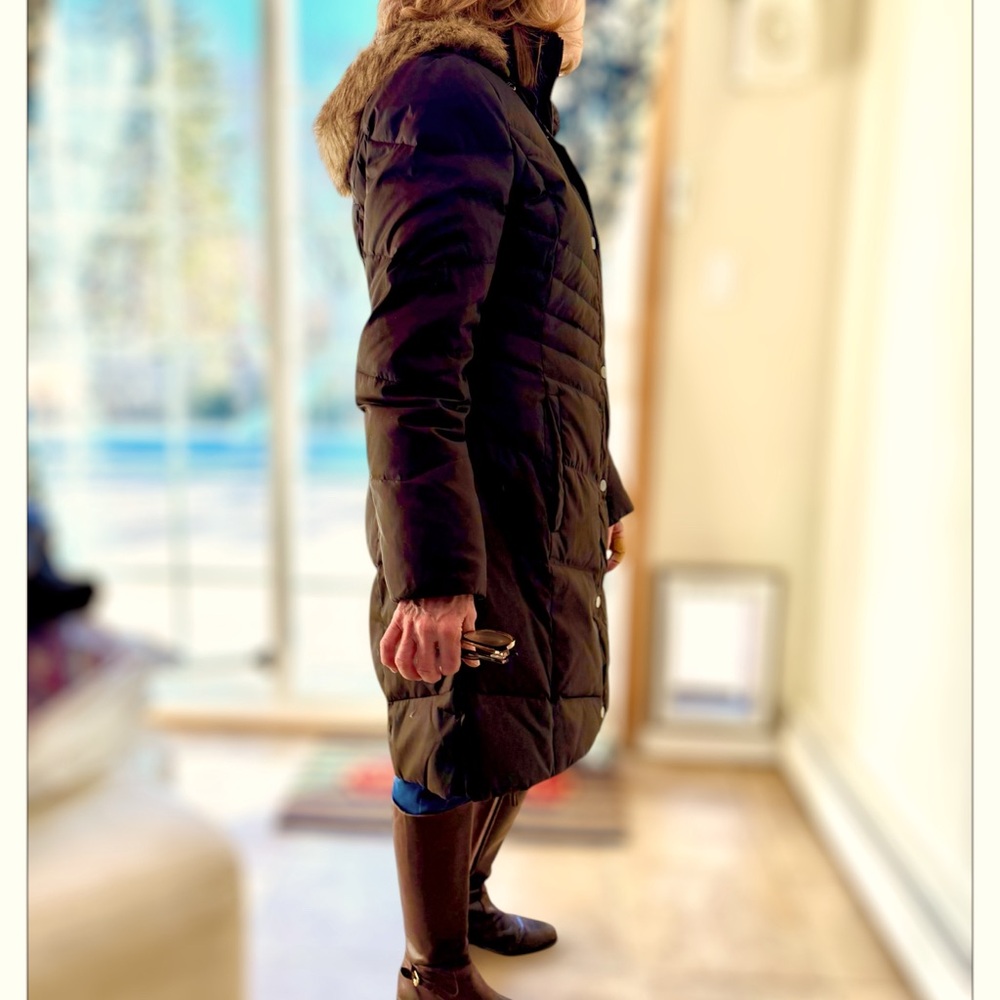 London Fog Down Parka, Fur Hood, Pockets, Inner Wrist Sleeve, M - Picture 8 of 14